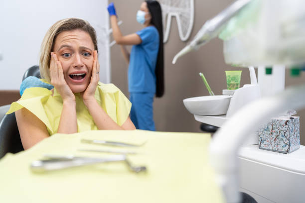 Best Dentist for Tooth Abscess  in Hinckley, IL